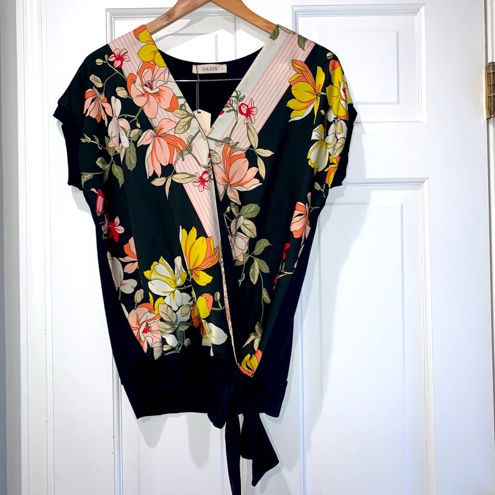 Oasis floral wrap top.